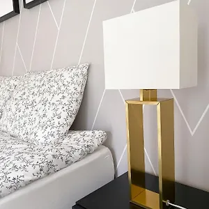 cools-apartment.hotelswroclaw.com/